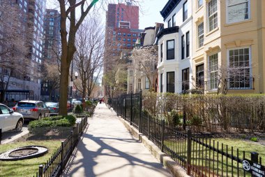 Chicago Caddesi'nde gündüz