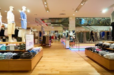 Uniqlo mağaza içinde