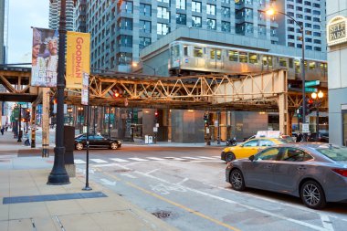 Akşam Chicago Caddesi