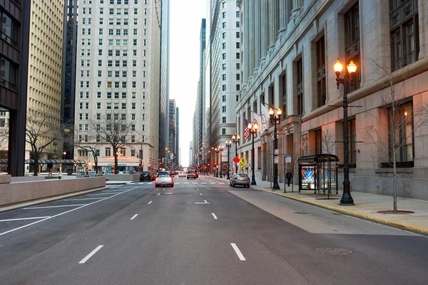 Rua de Chicago à noite — Fotografia de Stock