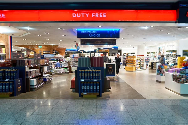 Dentro do Aeroporto de Frankfurt — Fotografia de Stock