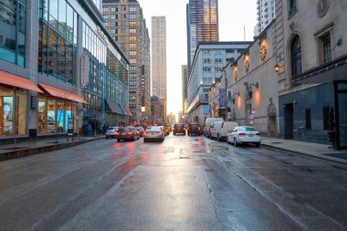 Akşam Chicago Caddesi