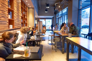 Starbucks Cafe New York'ta