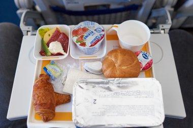 Lufthansa Airbus A320 öğünde 