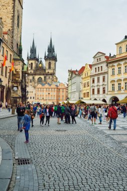 Gündüz Prag Caddesi