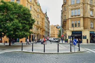 Gündüz Prag Caddesi