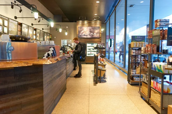Starbucks καφέ στο Σικάγο — Φωτογραφία Αρχείου