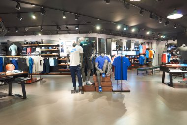 Suria Klcc Nike mağaza