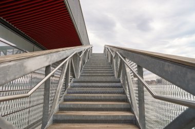 Aşağı Manhattan merdivenlerde