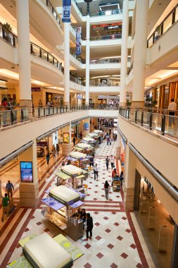 Suria Klcc içinde