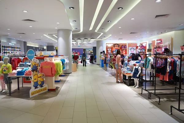 A Suria KLCC bevásárlóközponthoz belsejében — Stock Fotó