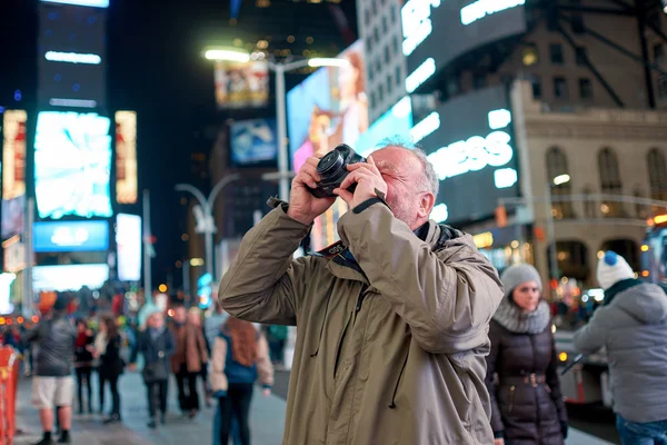 Homme prenant des photos à New York — Photo