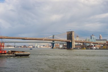  Pier 15, New York görüntülemek