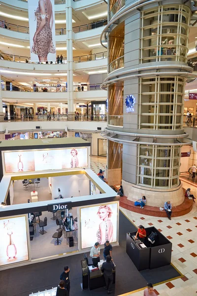 Intérieur de Suria KLCC — Photo