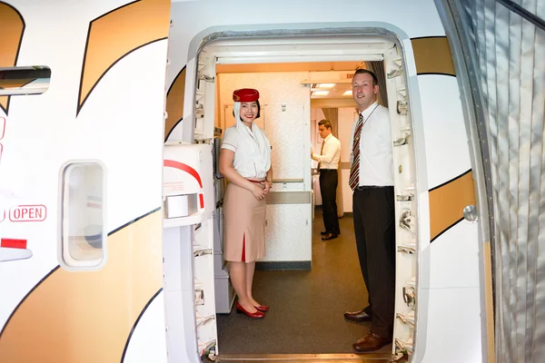 Emirates crew members — Stock Photo, Image