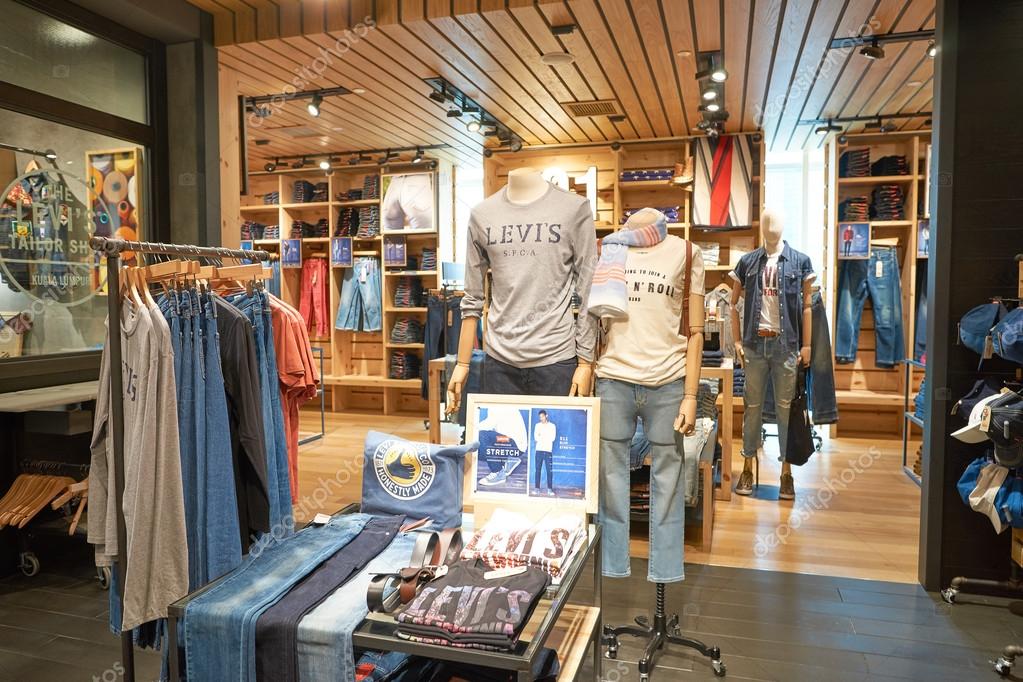 Levis negozio top