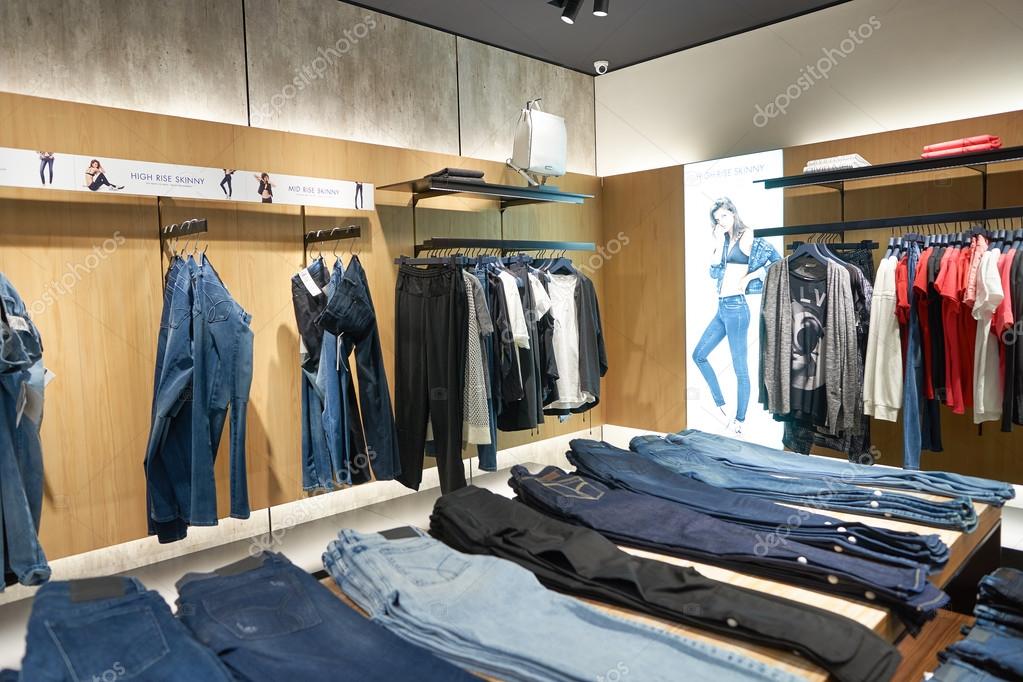 calvin klein jeans klcc