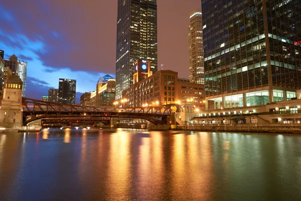 Chicago, twilight saat — Stok fotoğraf
