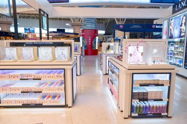 Kuala Lumpur Uluslararası Havaalanı'nda mağaza