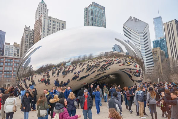 Cloud Gate at daytime — Stock Photo, Image