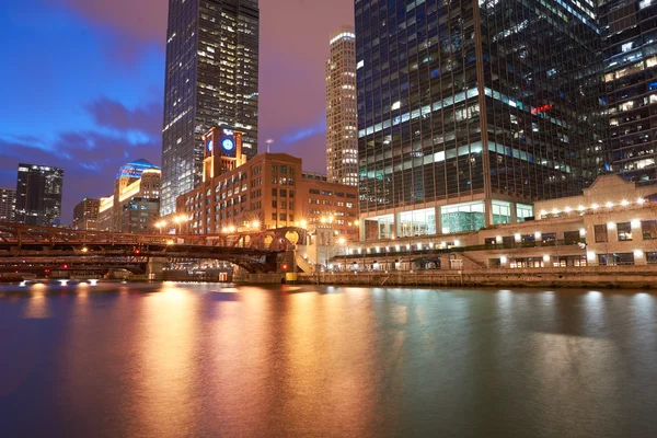 Chicago, twilight saat — Stok fotoğraf