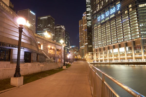 Chicago gece zaman — Stok fotoğraf