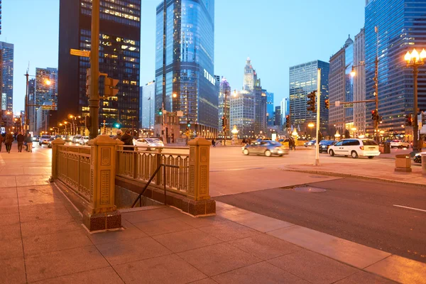 Chicago på kvällen, USA — Stockfoto