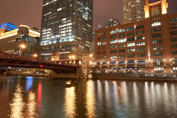 Chicago gece zaman — Stok fotoğraf