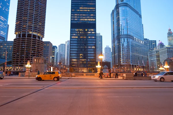 Chicago por la noche, EE.UU. —  Fotos de Stock