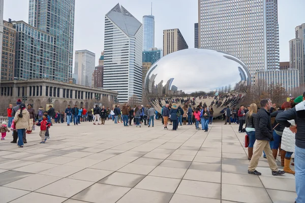 Cloud Gate pendant la journée — Photo