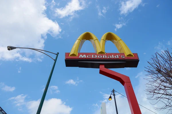 Mcdonald 's signage logo — Stockfoto