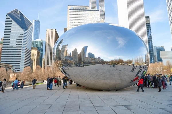 Cloud Gate at daytime — Stock Photo, Image