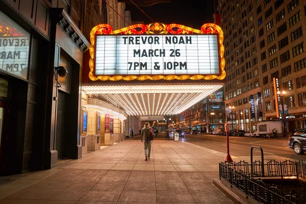 Teatro de Chicago por la noche — Foto de Stock