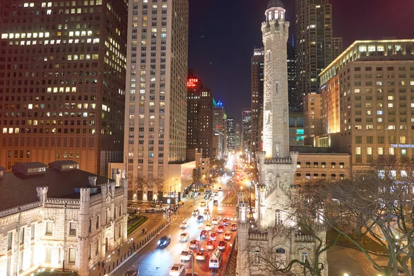 Chicago City in de avond — Stockfoto