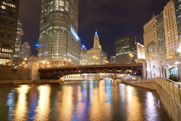 Chicago v noční době — Stock fotografie