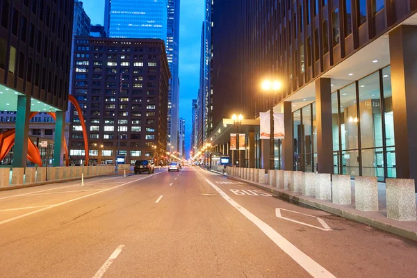 Strada di Chicago di sera — Foto Stock