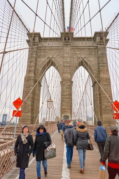 Passarela pedonal da Brooklyn Bridg — Fotografia de Stock