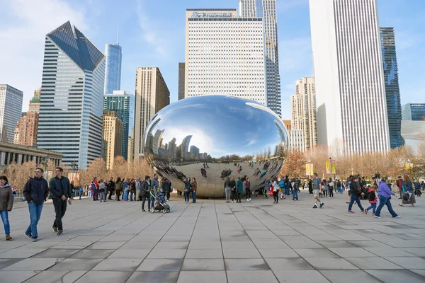 Cloud Gate at daytime — Stock Photo, Image