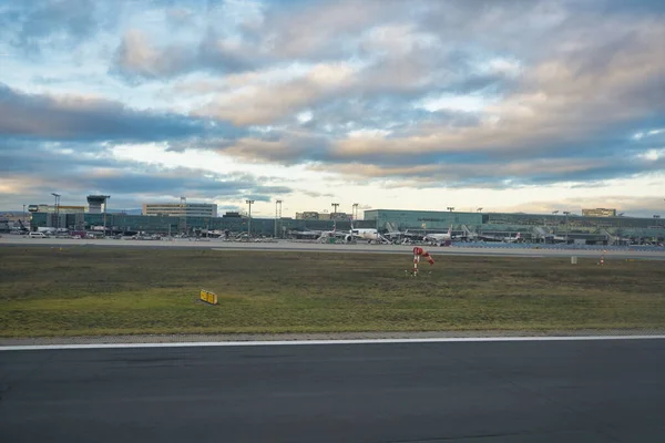 フランクフルト マイン ドイツ Circa 2020年1月 フランクフルト マイン空港の眺め — ストック写真