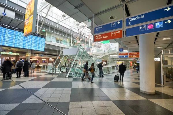 Munich Alemania Circa Enero 2020 Plano Interior Terminal Aeropuerto Múnich —  Fotos de Stock