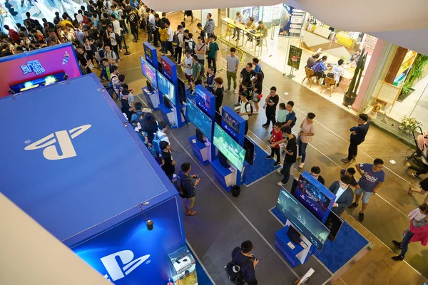 SHENZHEN, CHINA - CIRCA APRIL, 2019: people at Sony Expo 2019 in Shenzhen, China. — Stock Image Shenzhen China Circa April 2019 People Sony Expo 2019 Shenzhen Stock Image
