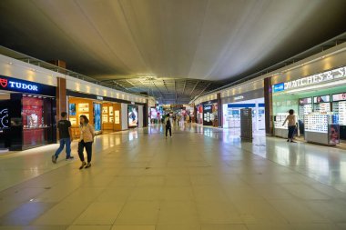 BANGKOK, THAILAND - CIRCA JANUARY, 2020: Suvarnabhumi Havaalanı 'nın içi.