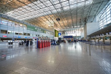 FRANKFURT AM MAIN, GERMANY - CIRCA JANUARY, 2020: Frankfurt am Main Havalimanı, Terminal 2.