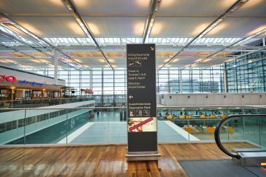 MÜZİK, GERMANY - CIRCA HAZİRAN, 2020: Münih Havaalanı Terminali, 2..