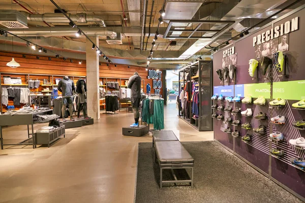 Berlin Germany Circa September 2019 Interior Shot Nike Store Mall — Stock Photo, Image