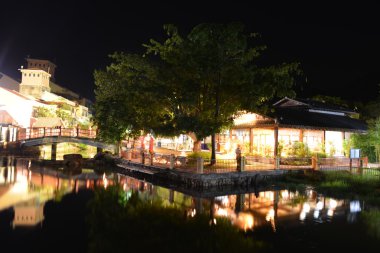 Oriental köy geceleri