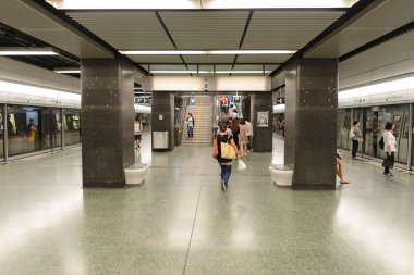 Hong Kong metro stantion iç