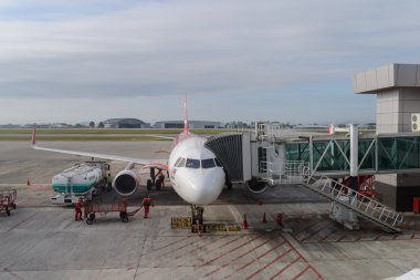 yerleşik jet Airasia uçak