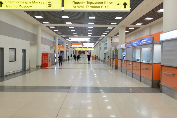 Интерьер аэропорта Шереметьево — стоковое фото