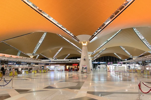 Kuala Lumpur Havaalanı iç